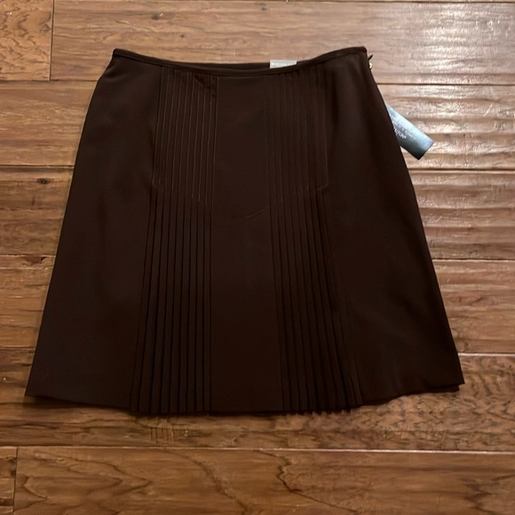 Worthington Works Women’s Skirt in Deep Chocolate Size 8P - Picture 1 of 9